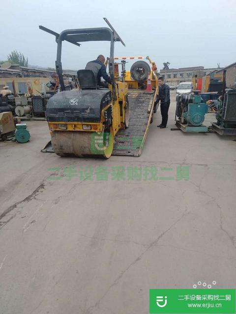 出售二手徐工3噸壓路機(jī)