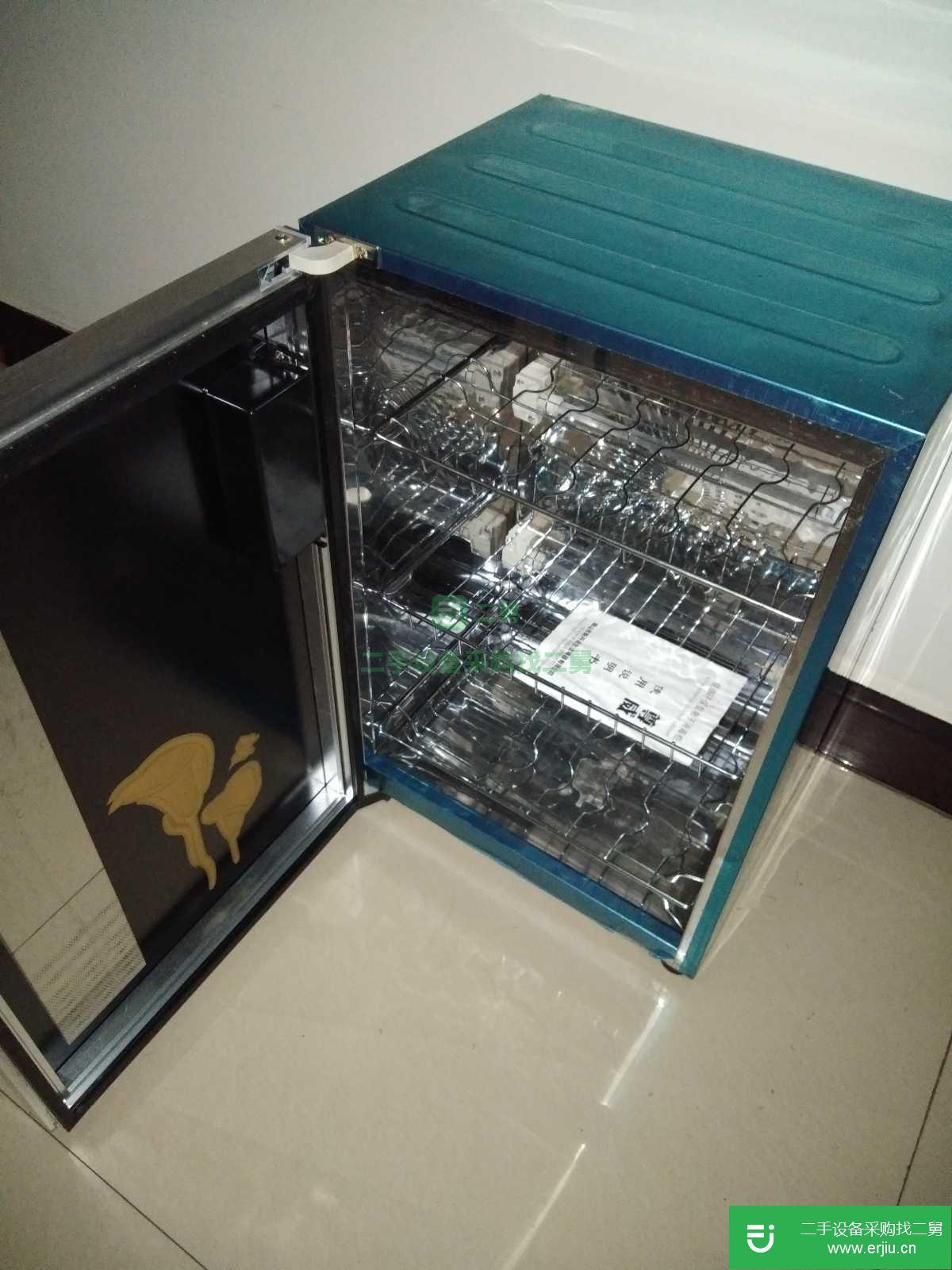 出售二手小型消毒柜