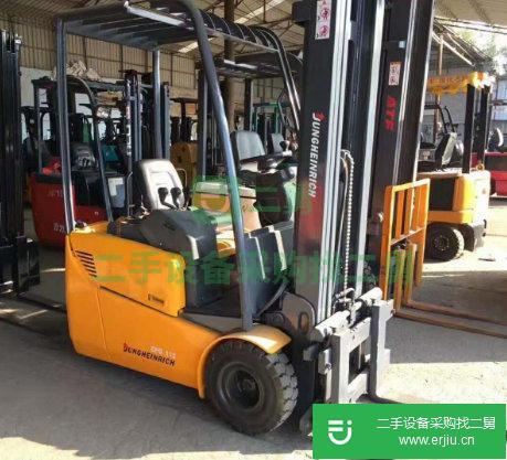 出售二手合力1.8噸叉車(chē)