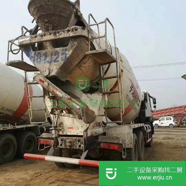 出售二手豪沃12方攪拌車