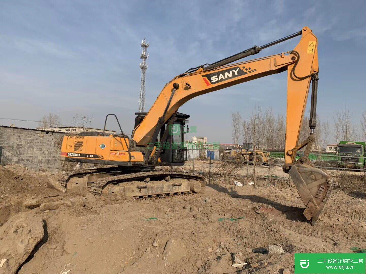 三一重工 SY215C-9 挖掘機 (三一215二手挖掘機)