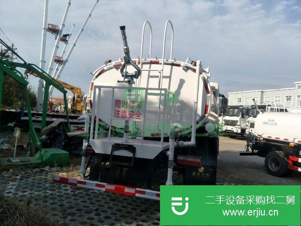 出售二手東風(fēng)多利卡5噸灑水車
