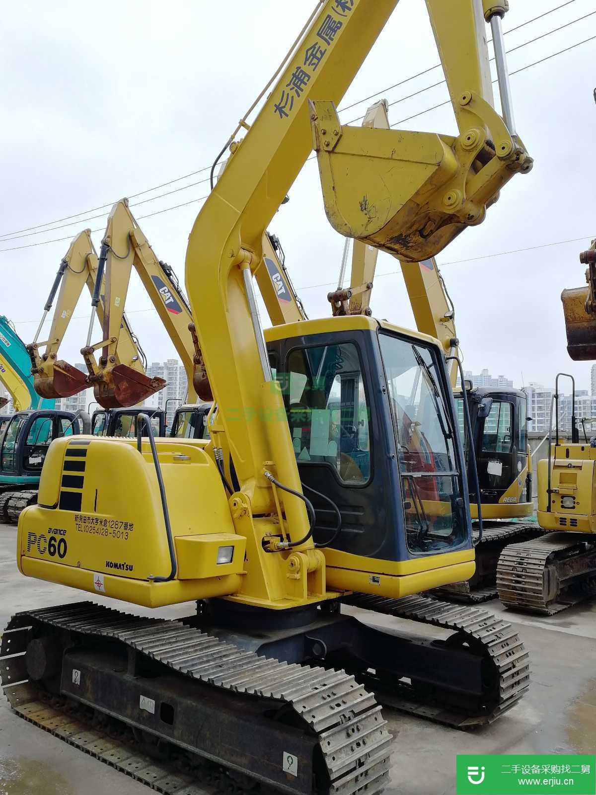 出售二手九成新小松 PC60-7 挖掘機 (