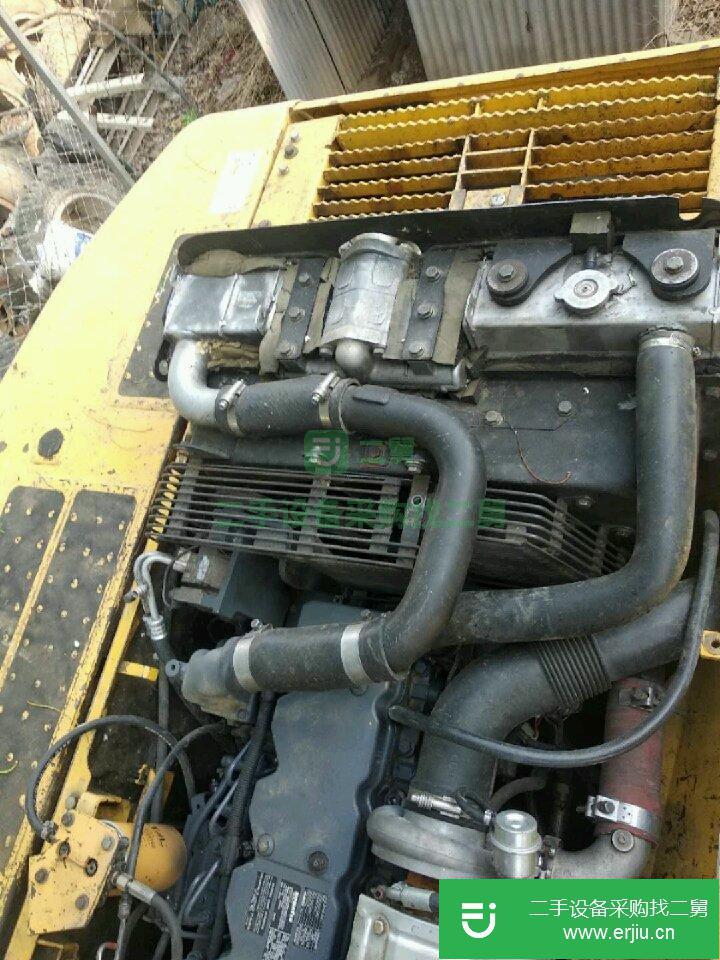 出售二手小松240一8挖機