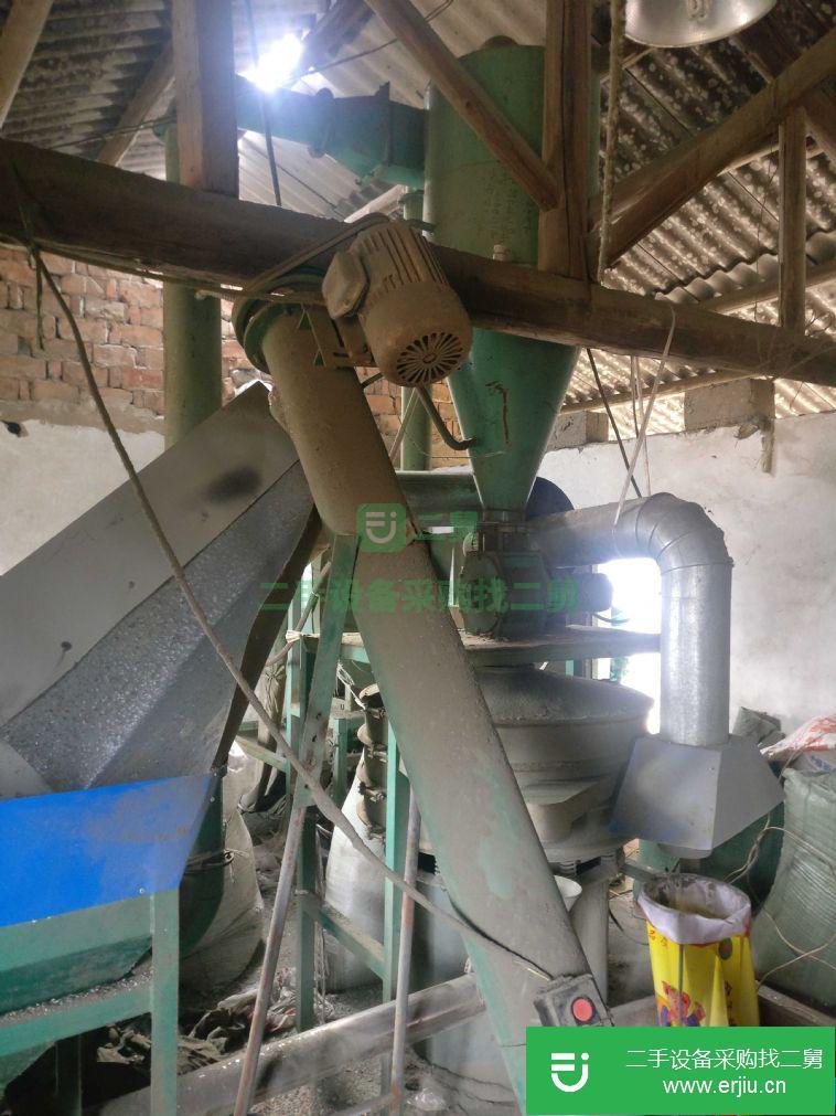 出售二手600型破碎機