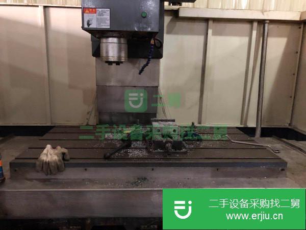 出售2015年三軸硬軌無刀庫臺灣亞威加工中心1270數控車床
