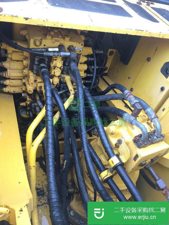 出售二手九成新小松 PW220-7 挖掘機(jī)