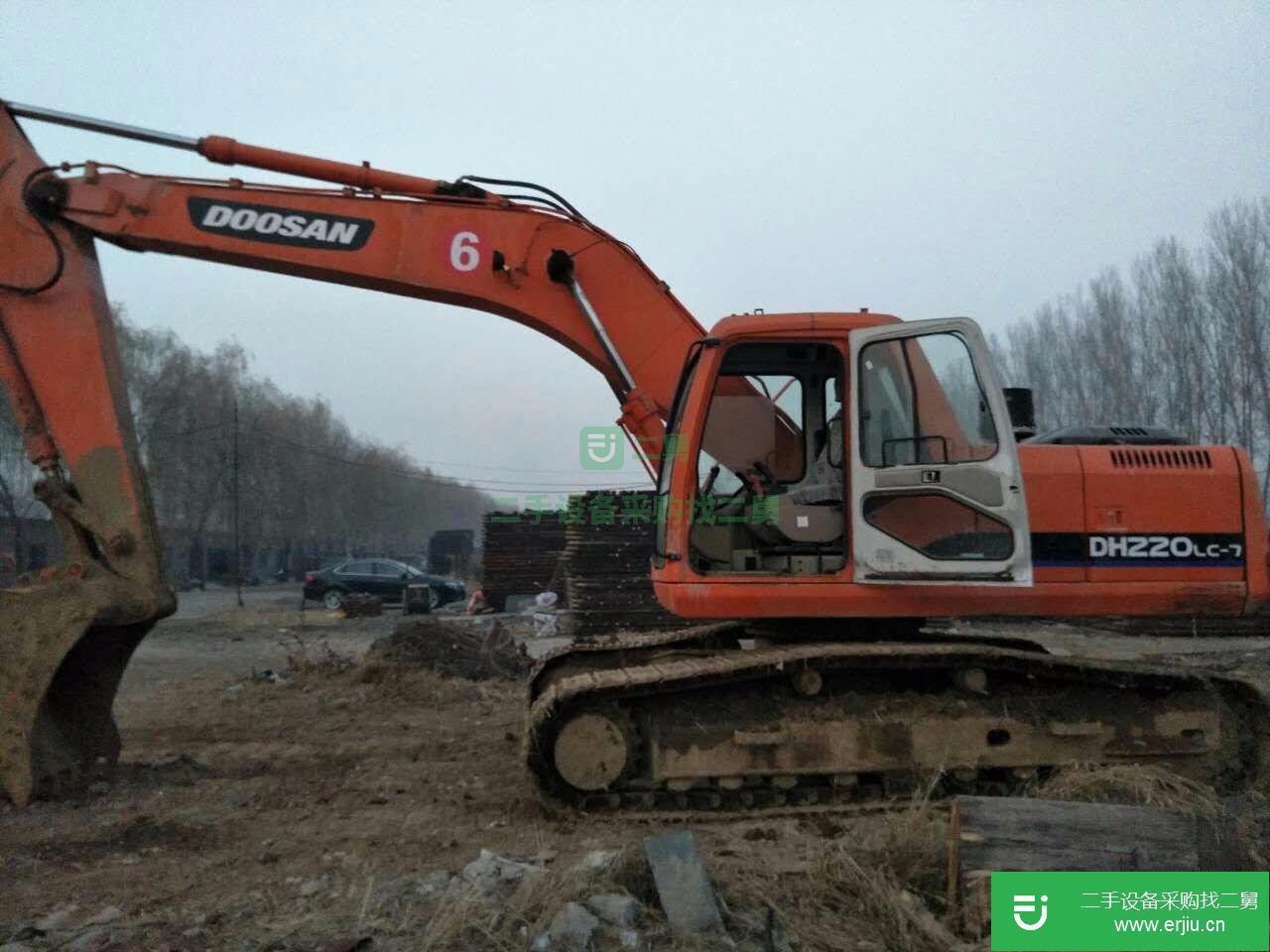 出售二手斗山DH220LC-9E 挖掘機