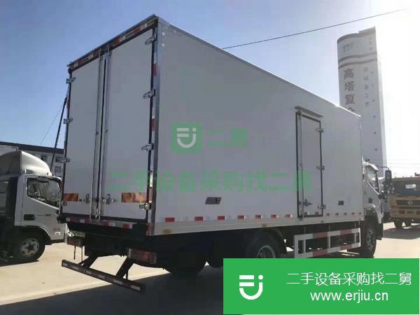 出售二手6米6福田歐馬可S5冷藏車