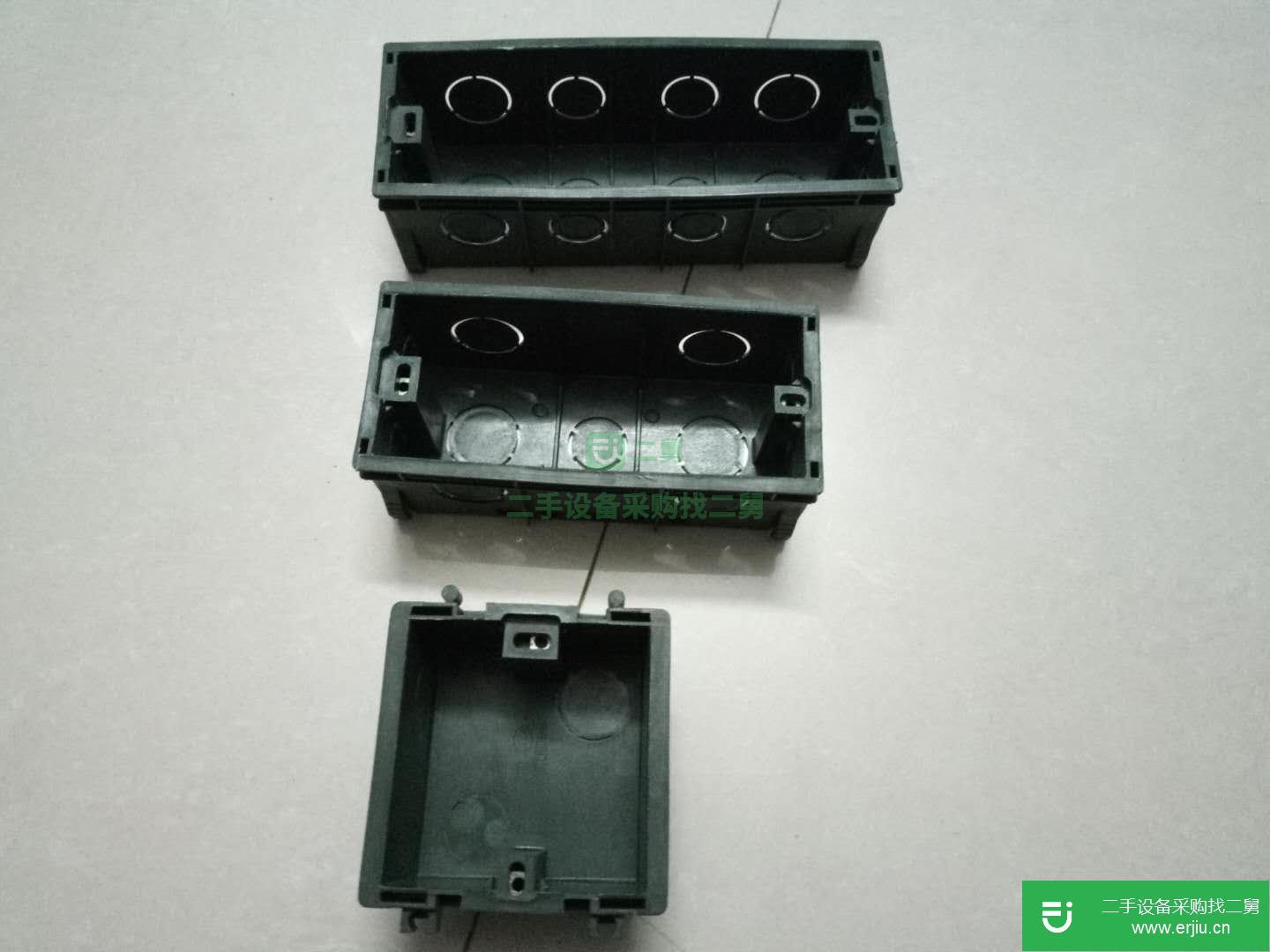 出售大中小電源開關(guān)底盒塑膠模具