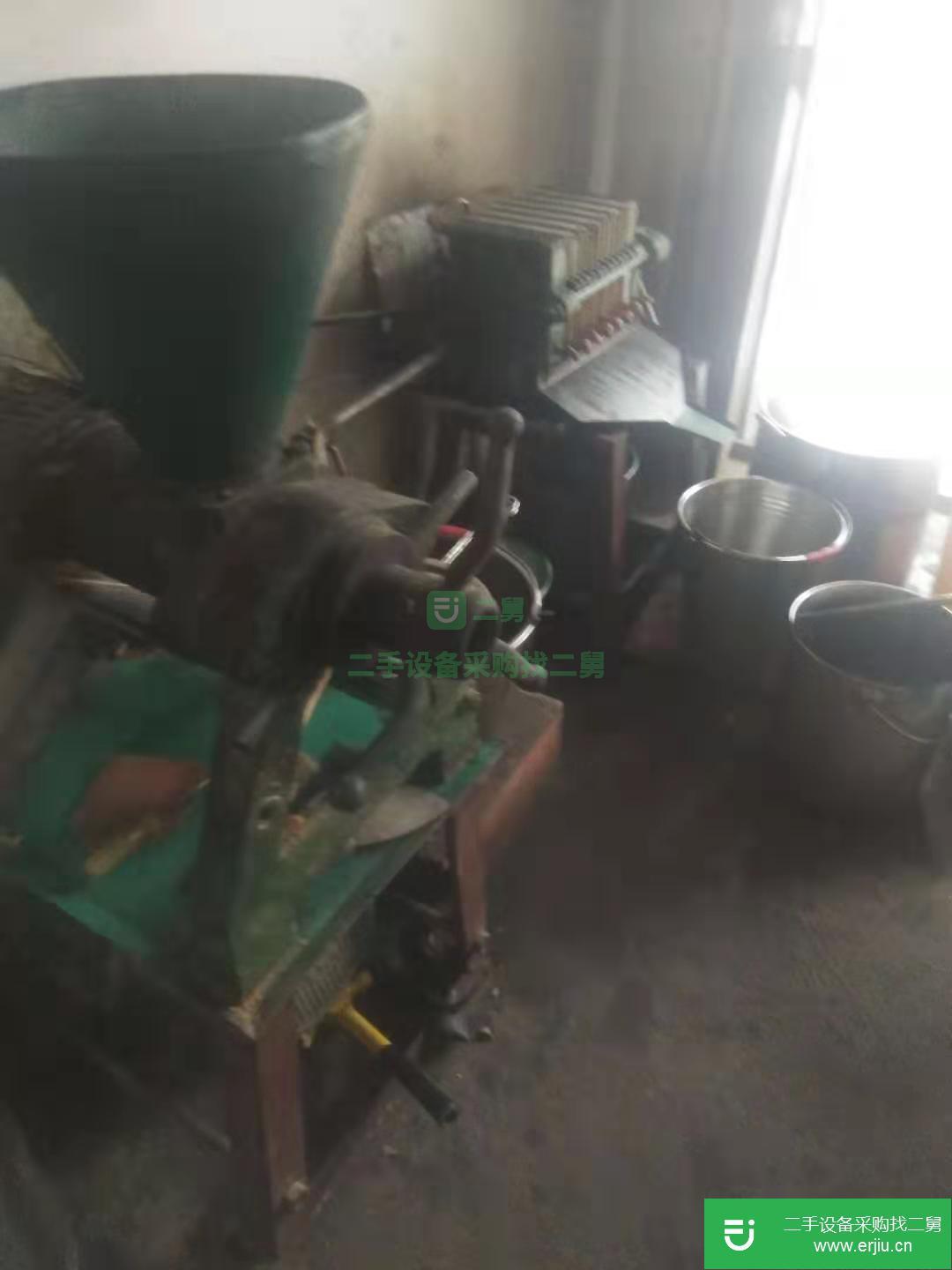出售二手榨油機(jī)