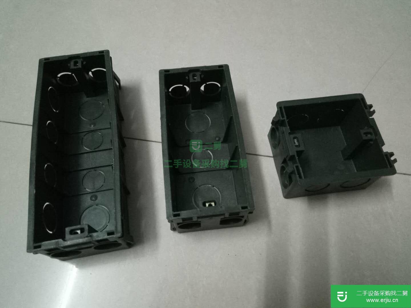 出售大中小電源開關(guān)底盒塑膠模具