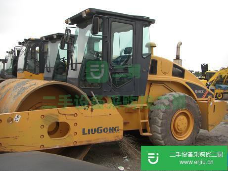 出售二手22噸振動壓路機