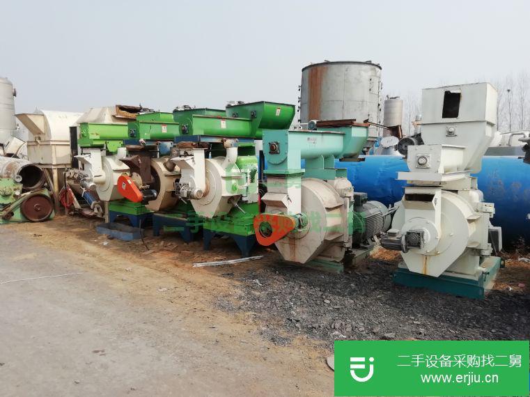 轉讓:處理一批二手顆粒機成色很新。