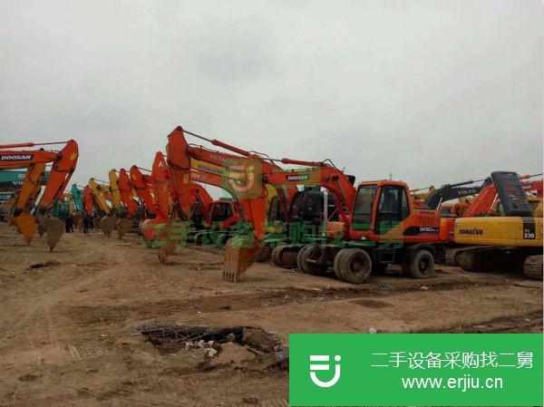 出售二手挖掘機