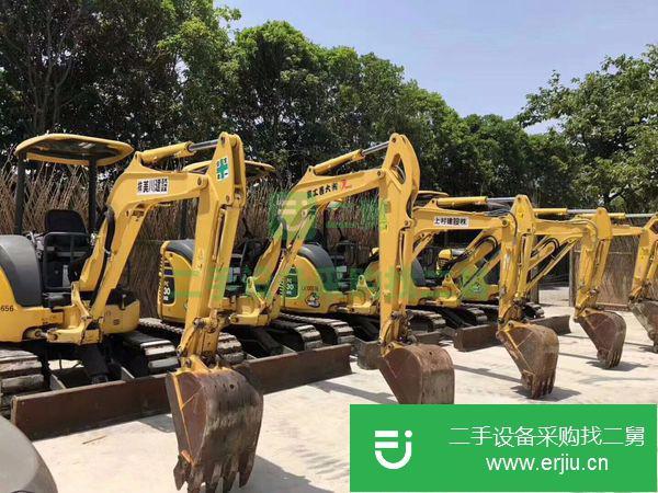 出售二手小挖掘機小松20,30,60挖掘機