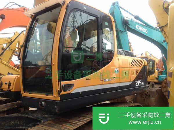 出售二手小松220挖掘機