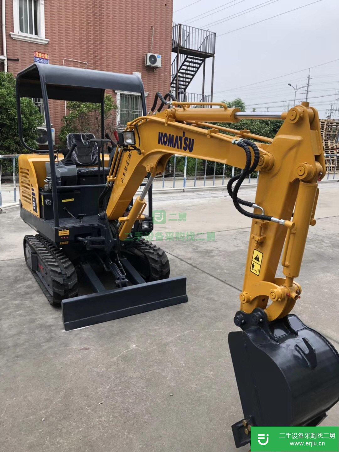出售二手小松 PC20R-8 挖掘機