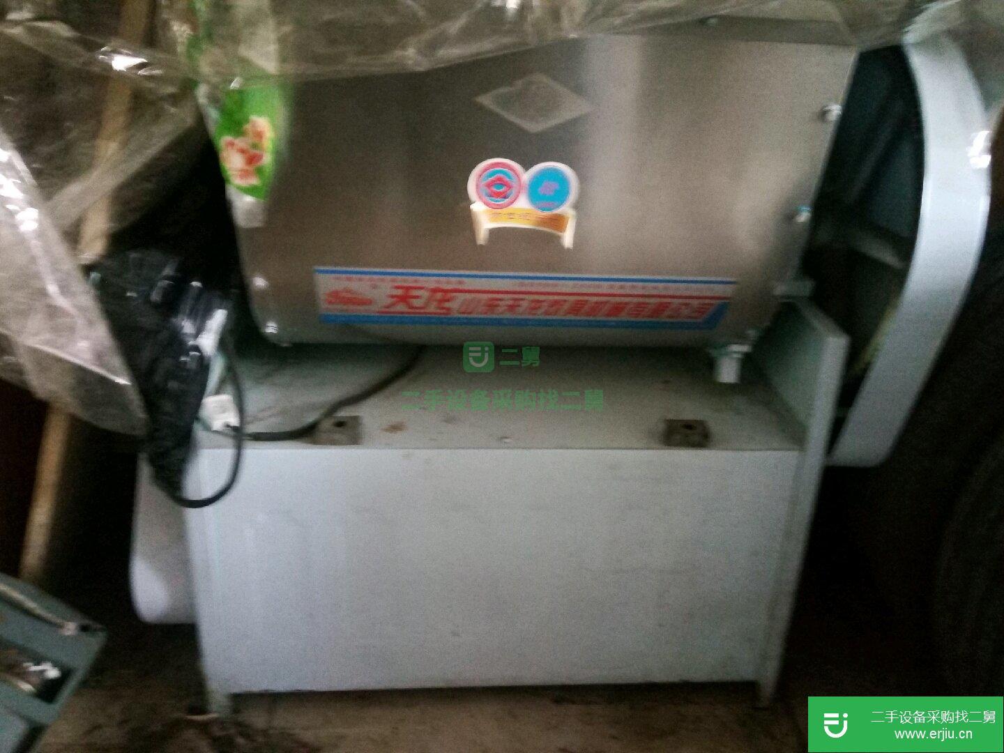 出售和面機(jī)展示柜