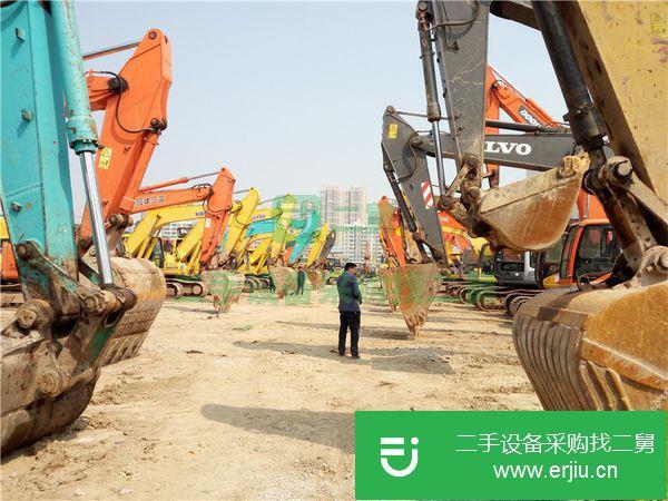 出售二手挖掘機