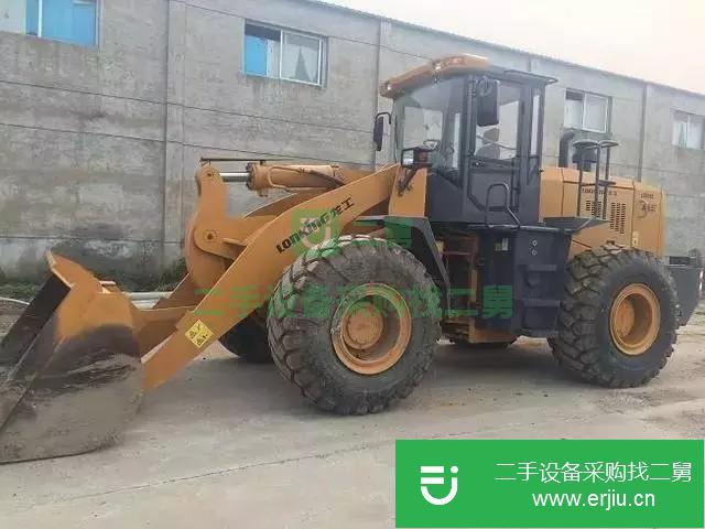 出售二手龍工855d和龍工820裝載機