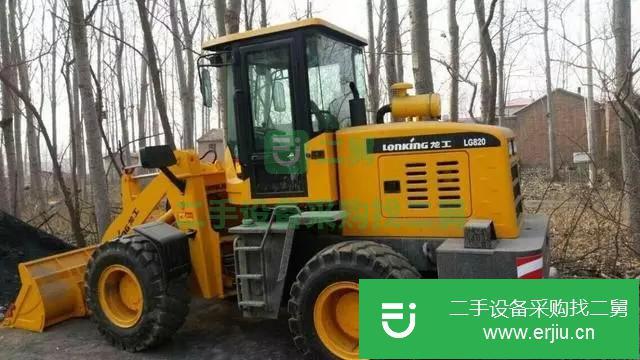 出售二手龍工855d和龍工820裝載機