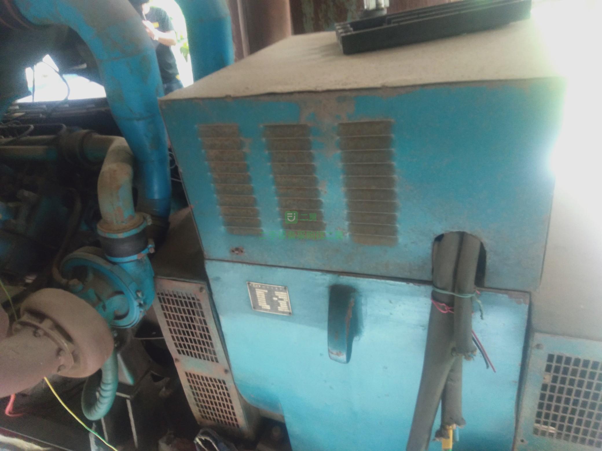 出售二手8成新上海355發電機低價