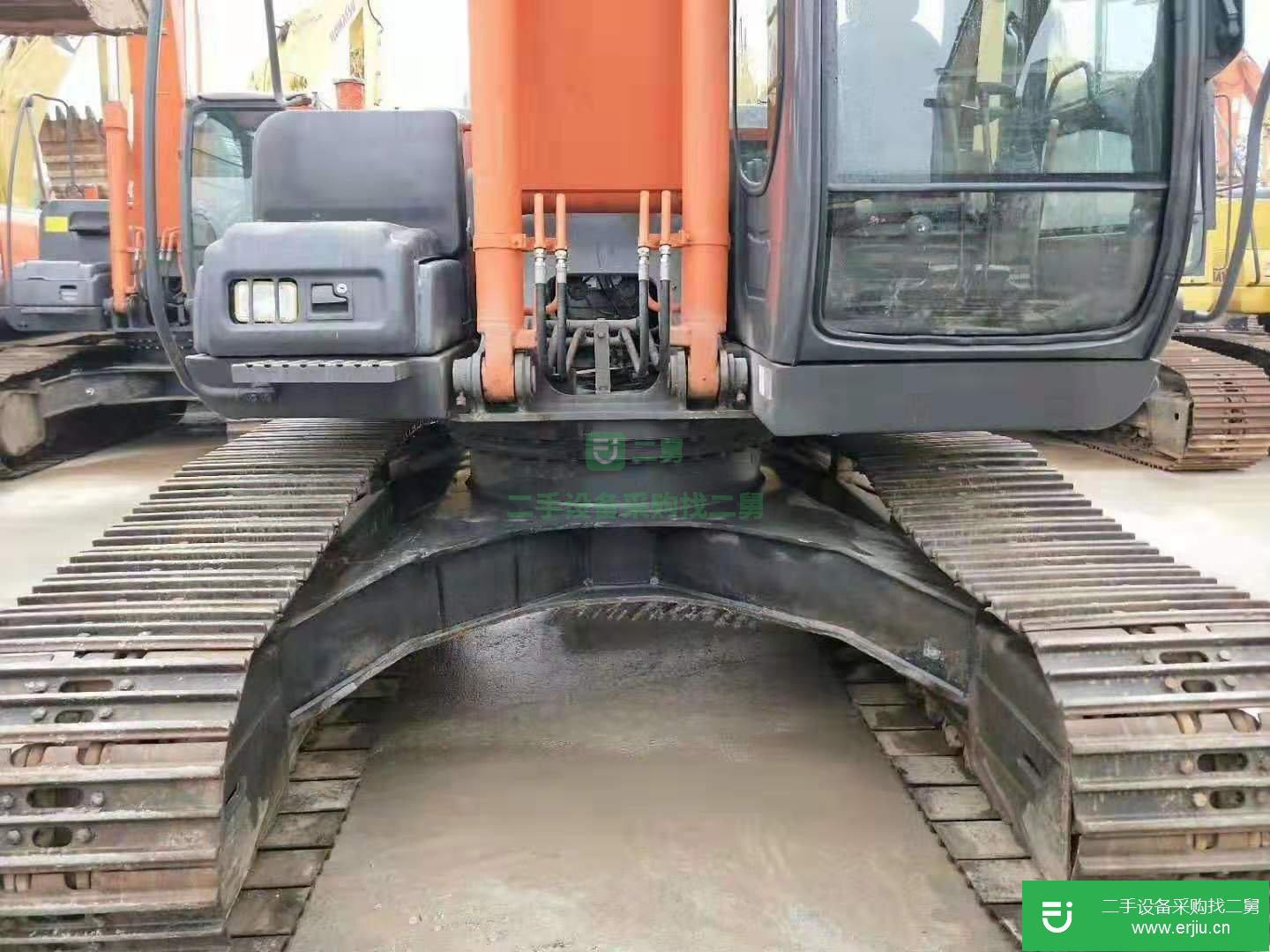 日立ZX200LC-3挖掘機