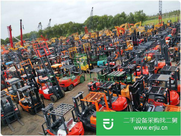 轉(zhuǎn)讓二手合力叉車1.5噸