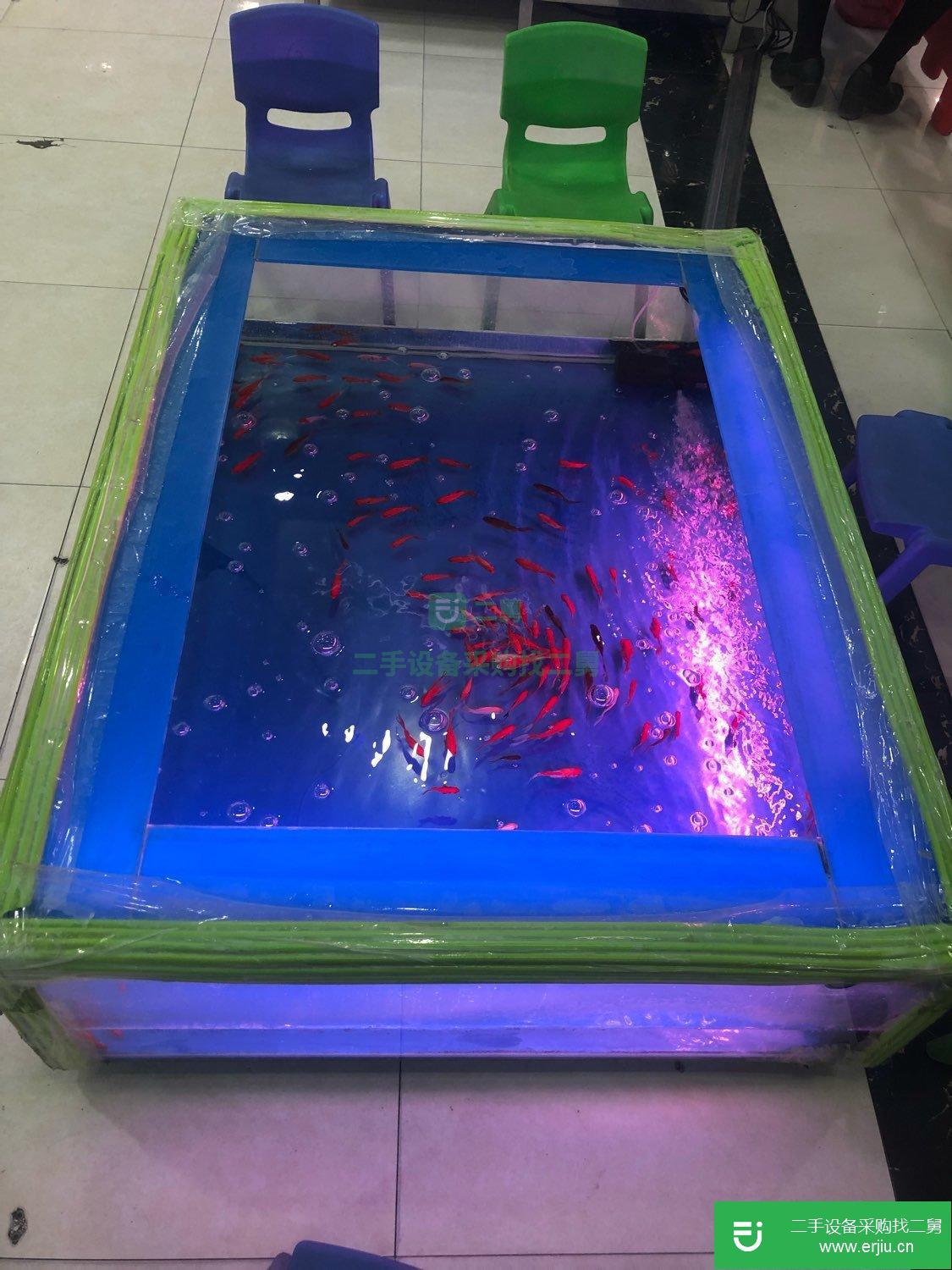 二手兒童游樂魚缸桌子柵欄