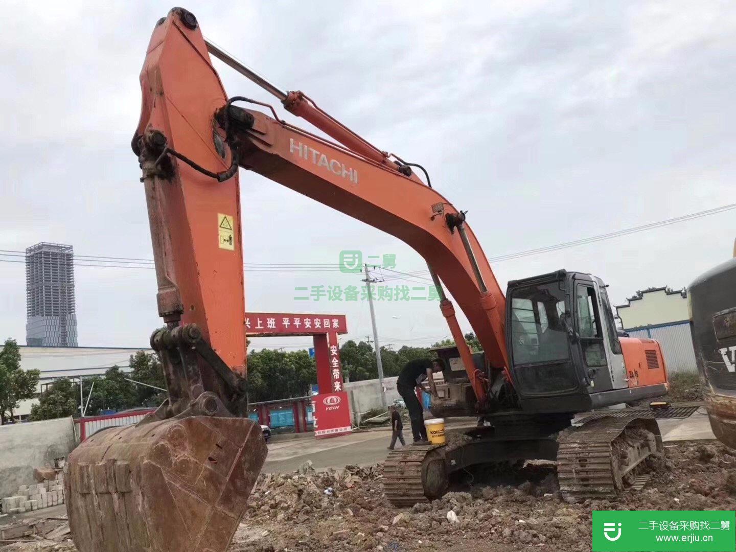 二手日立 ZX240-3G 挖掘機