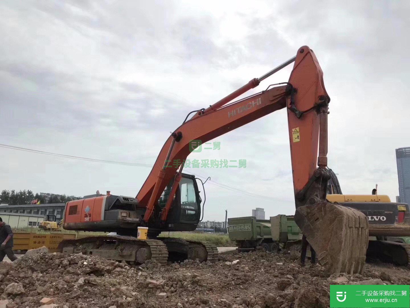 二手日立 ZX240-3G 挖掘機