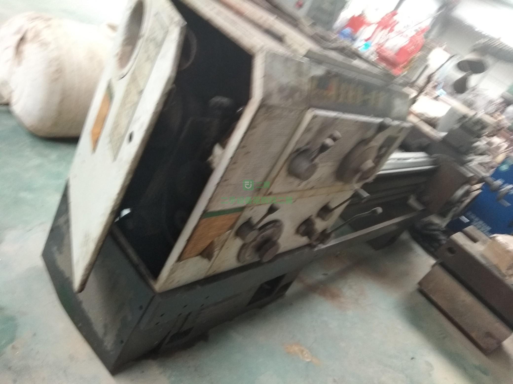 普通車床