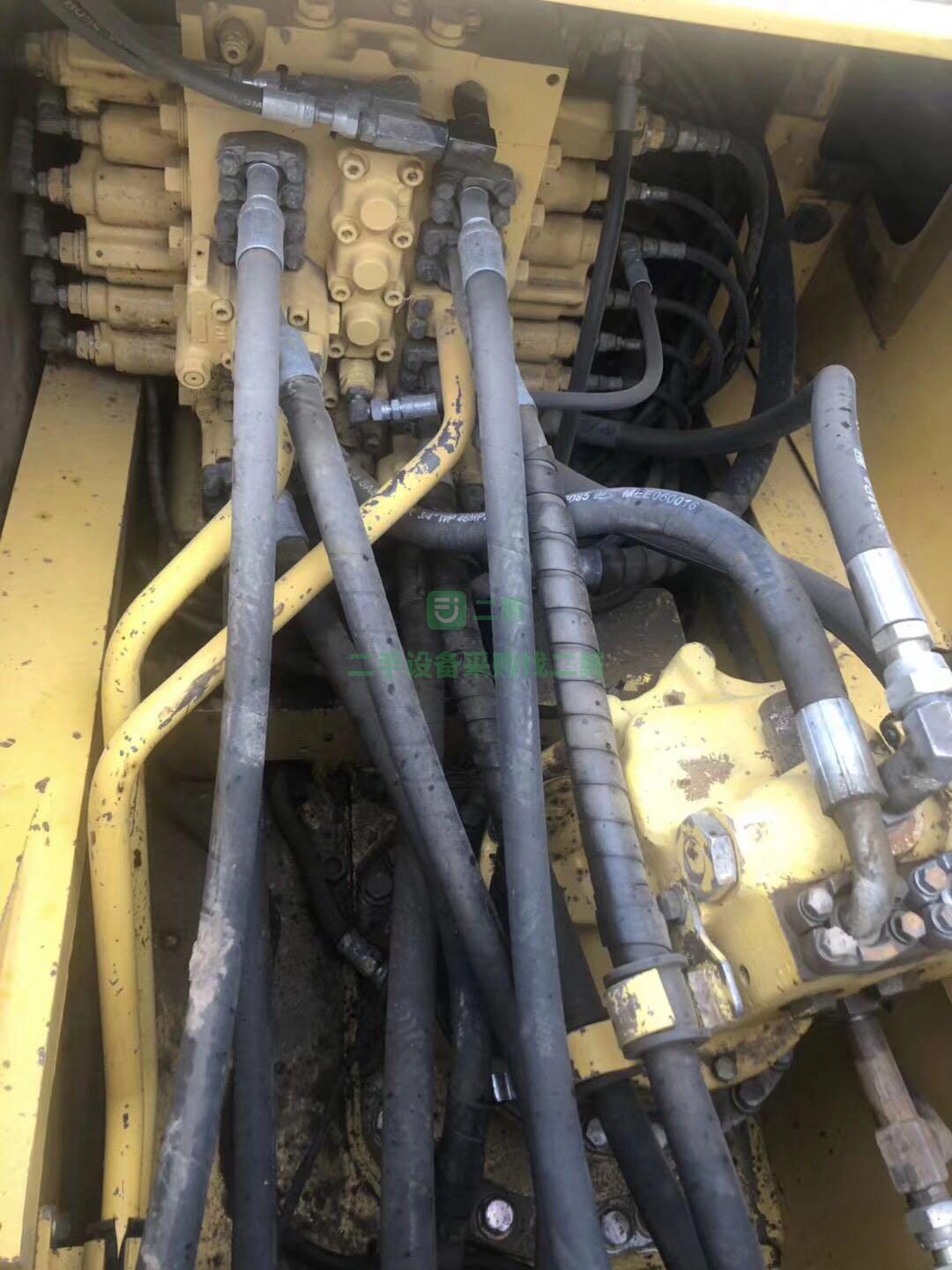 極品小松240-8二手挖掘機(jī)，純土方急售！