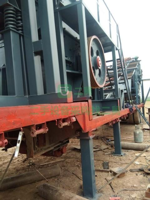 礦山設備移動破碎機
