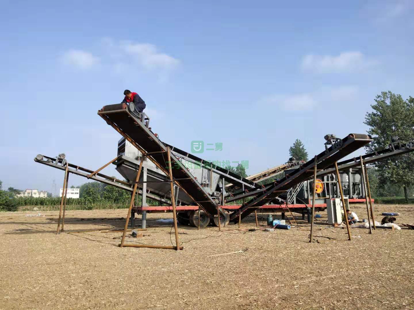移動破碎機帶發電機