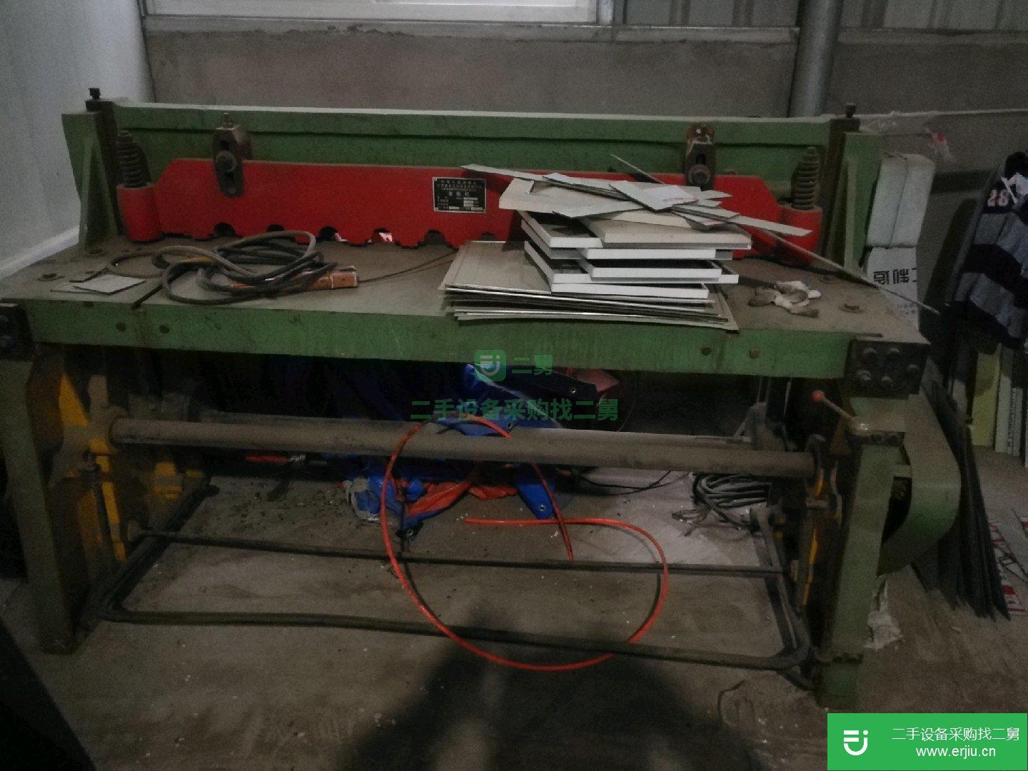 轉讓九成新 3*1500剪板機