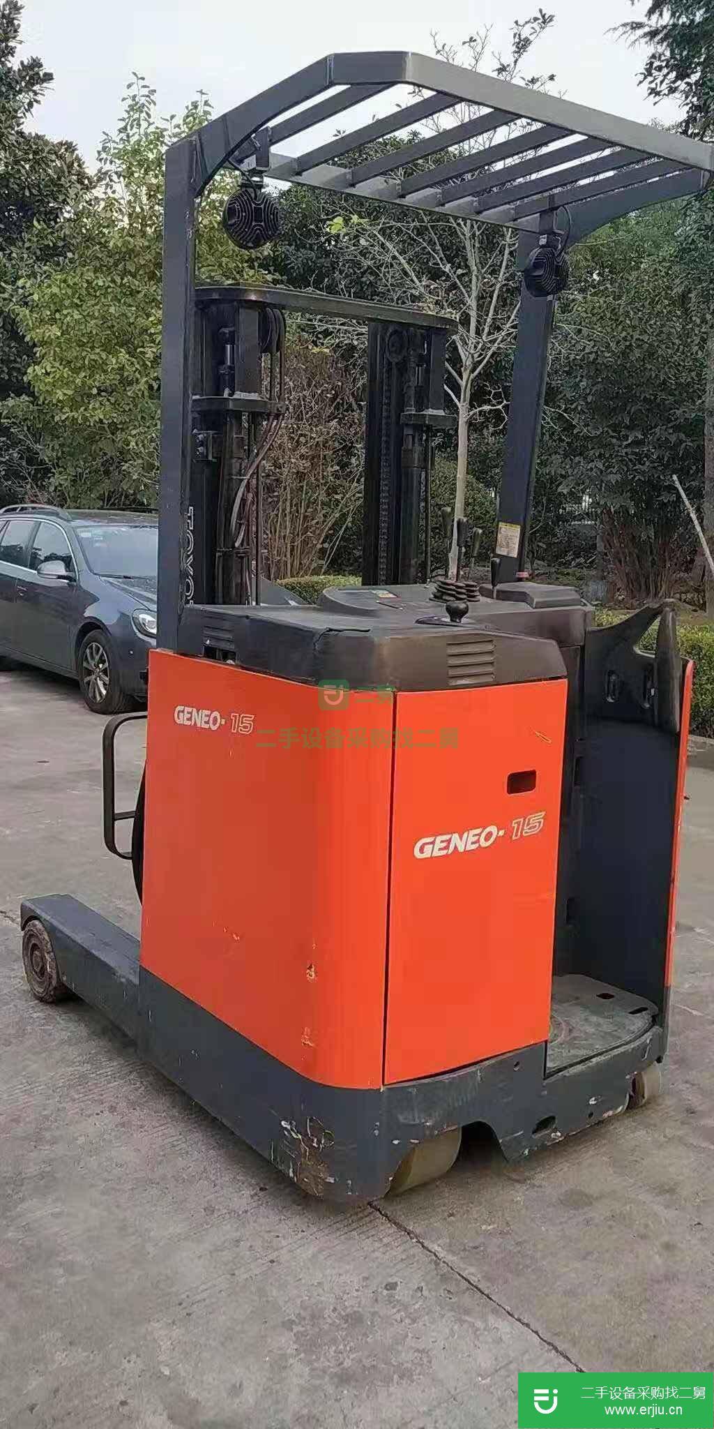 轉(zhuǎn)讓豐田站立式二手電動(dòng)叉車