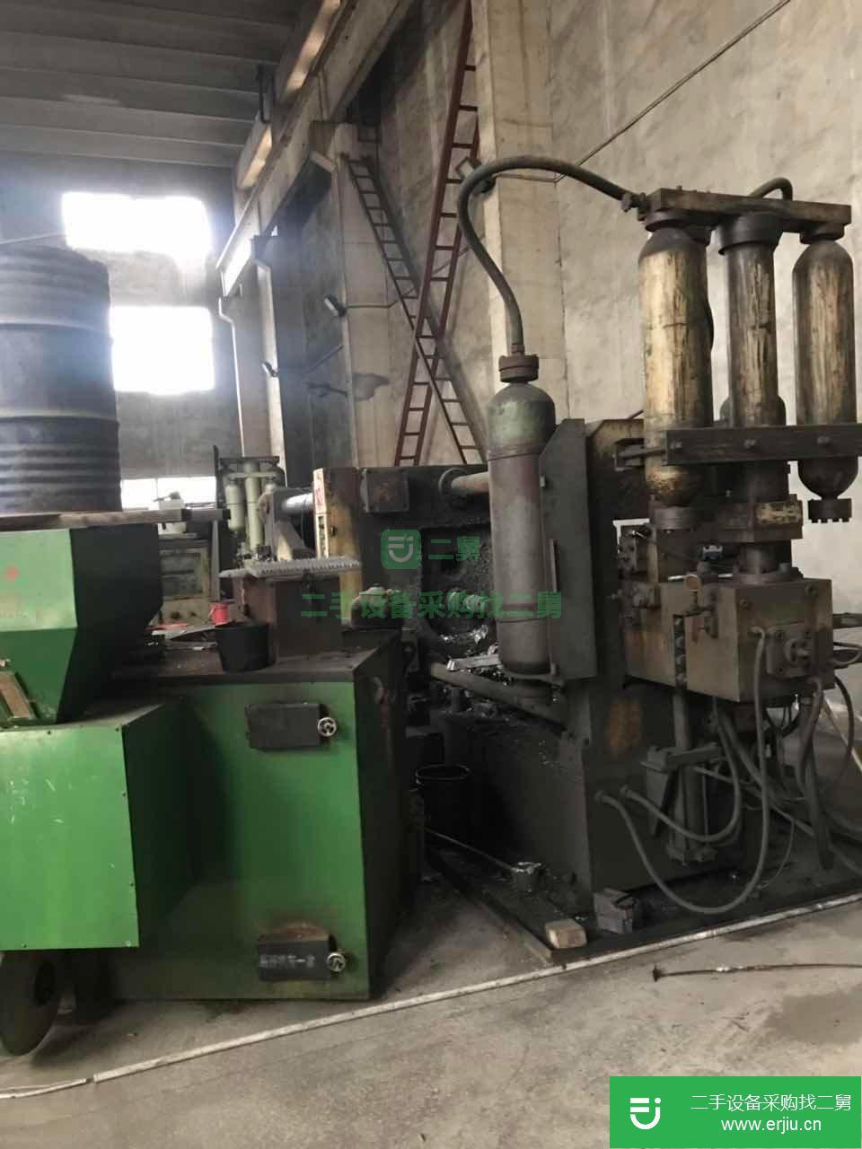 800噸壓鑄機