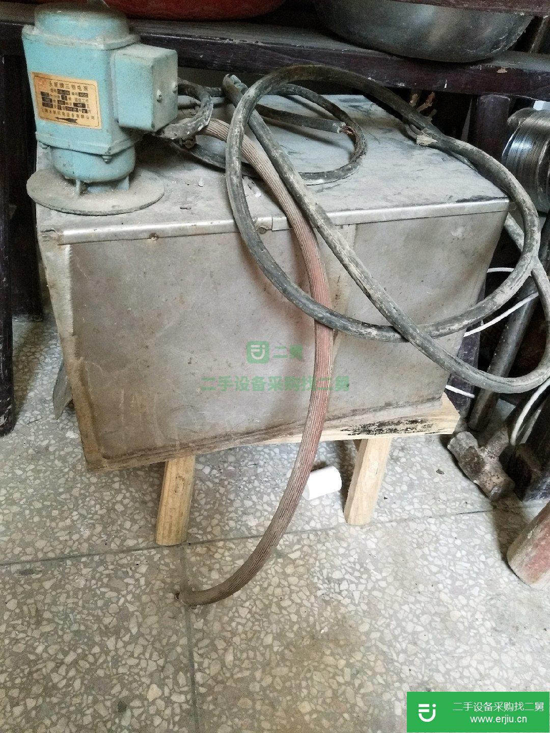 三相電氬弧焊機帶水冷配有不銹鋼水箱