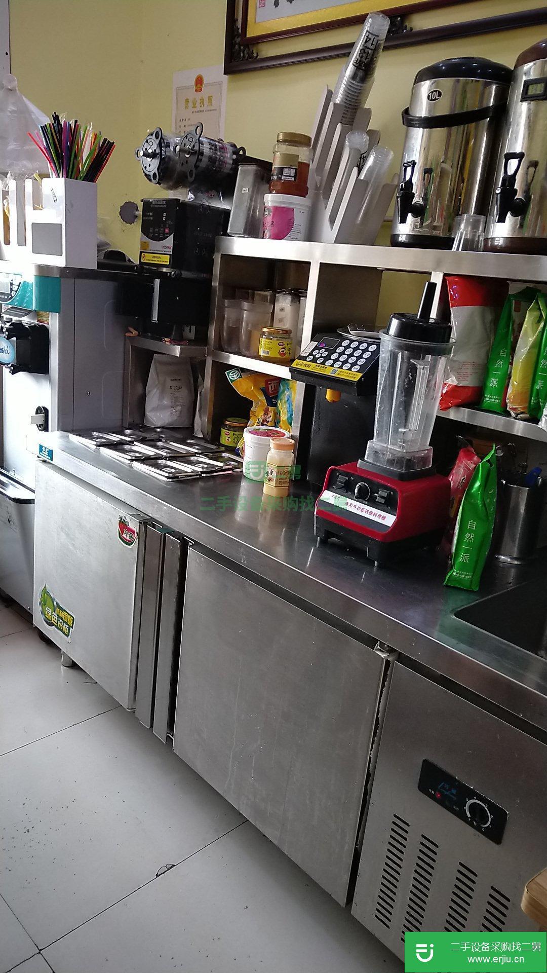 二手奶茶店冰淇淋設(shè)備八成新沒(méi)故障