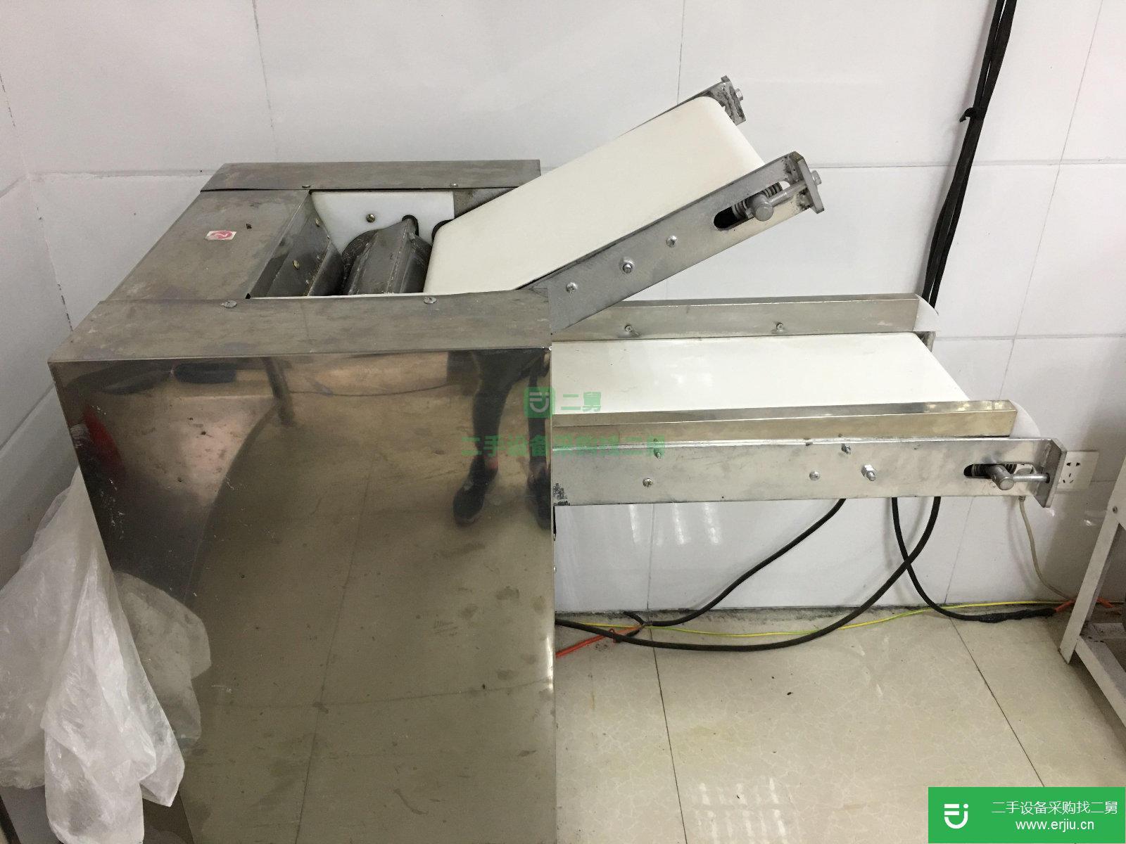 包餃子機(jī)整套設(shè)備含速凍柜等
