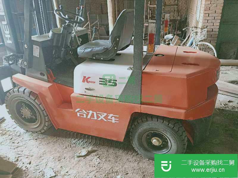 轉(zhuǎn)讓一臺(tái)3.5噸二手叉車