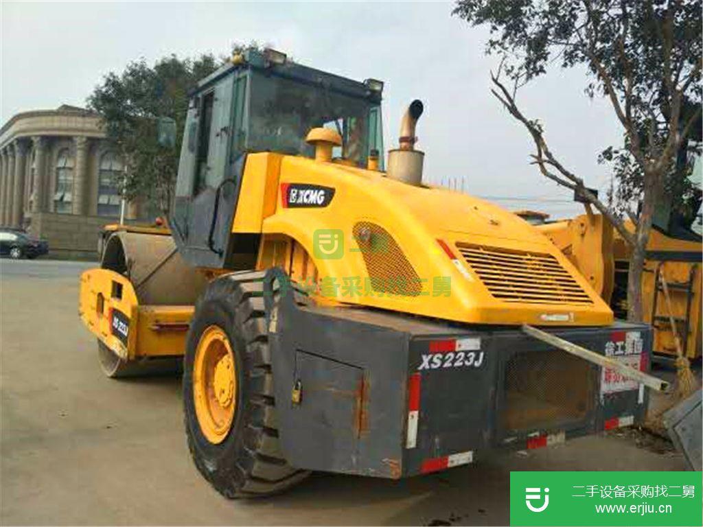 徐工單鋼輪震動壓路機