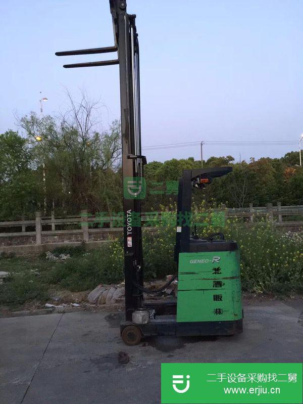 轉讓全進口豐田1.5噸三支點電瓶叉車