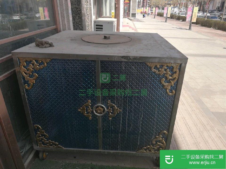 轉讓新疆烤馕爐 烤架子肉爐 生鋁鍋 酒店桌椅