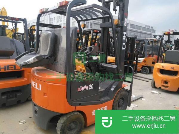 轉(zhuǎn)讓二手3噸叉車(chē)
