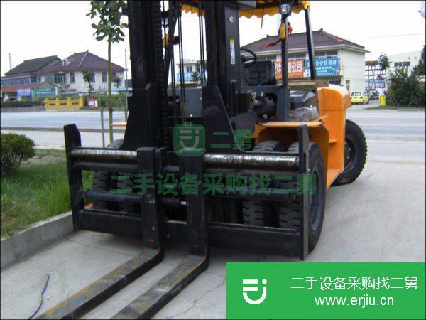 二手8噸叉車轉(zhuǎn)讓