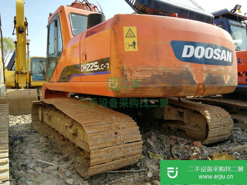 斗山 DH225LC-7 挖掘機(jī)