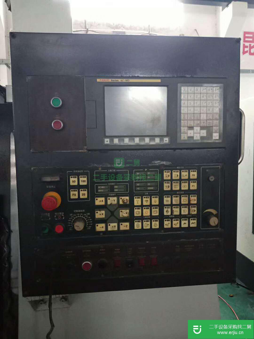 轉(zhuǎn)讓二手友佳800導(dǎo)軌兩線一硬24把機(jī)械手刀庫(kù)加工中心